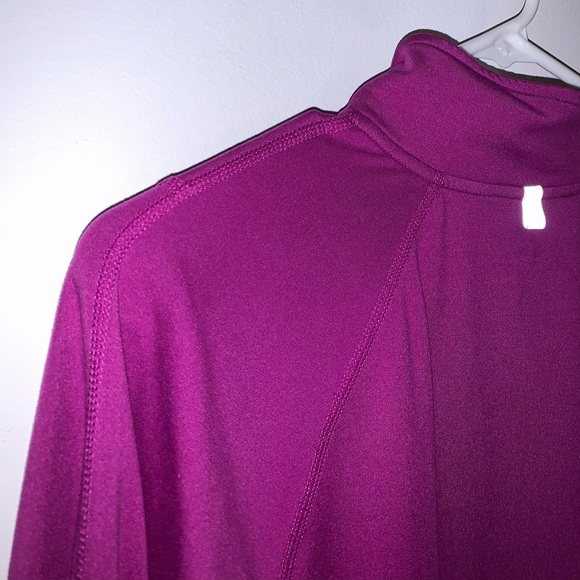 Women’s Dri-Fit long sleeve half-zip shirt - Picture 3 of 3